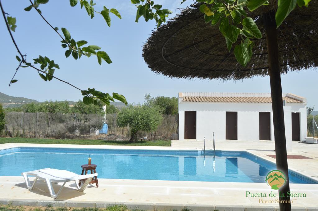 Apartamentos Puerta Sierra Puerto Serrano Exterior photo